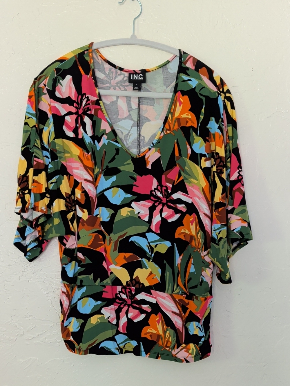 INC International Concepts Black Tropical Floral V-Neck Top